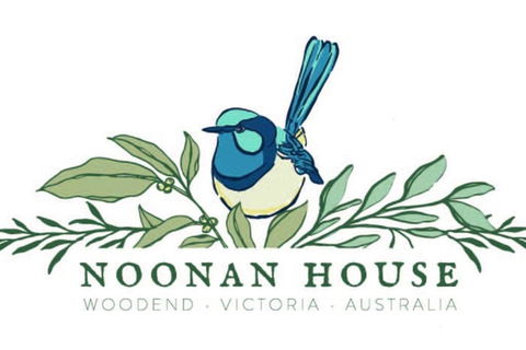 Noonan House, 5 Bedrooms. Hop & Skip To Town - Accommodation Nelson Bay 1