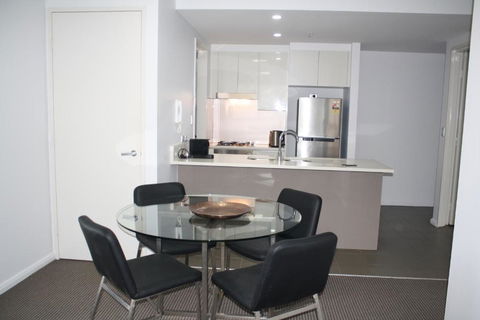 North Sydney Wyndel Apartments-MIL1005 - Accommodation Nelson Bay 2
