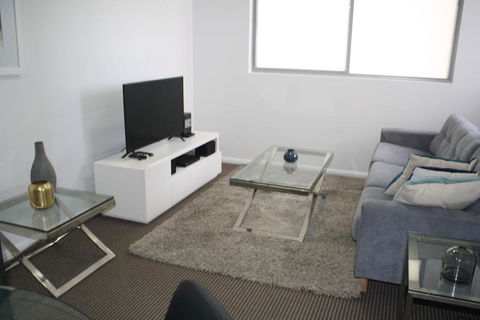 North Sydney Wyndel Apartments-MIL1005 - Accommodation Nelson Bay 1