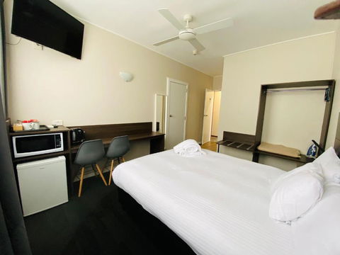 Nowra Motor Inn - Accommodation Nelson Bay 2