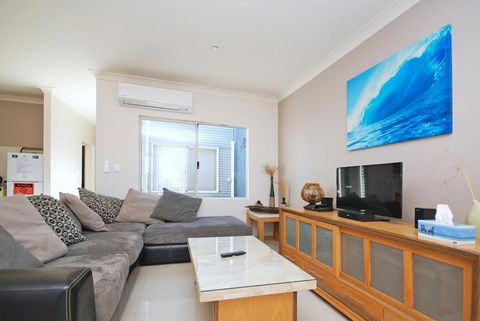 Ocean Breeze - Accommodation Nelson Bay 2