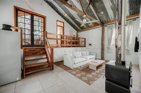 Orchard Cottage - Quiet Farm Escape - Accommodation Nelson Bay 2