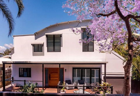 PACIFIC Stunning Coastal Home The Perfect Family Getaway - Accommodation Nelson Bay 0