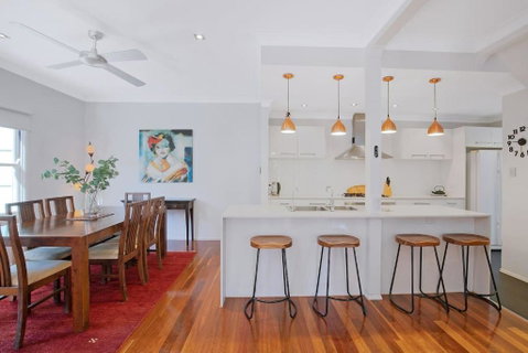 Paddington Cottage - A Classic Queenslander Stay - Accommodation Nelson Bay 3