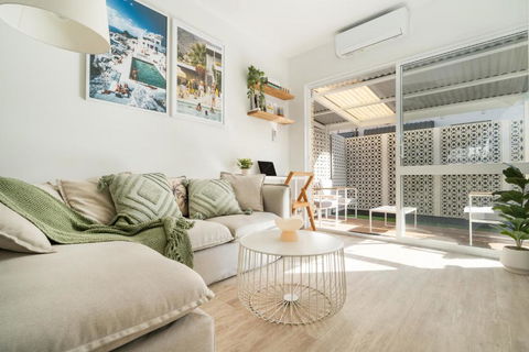 PALMA - Couples Beach Shack! - Accommodation Nelson Bay 0