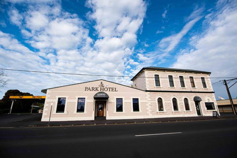 Park Hotel - Accommodation Nelson Bay 0