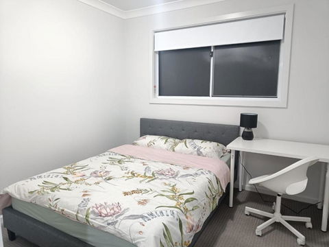 Peaceful Room In Modern And Spacious Baulkham Hills Home - BH2 - Accommodation Nelson Bay 0