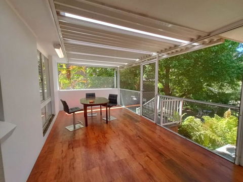 Peaceful Room In Modern And Spacious Baulkham Hills Home - BH2 - Accommodation Nelson Bay 3
