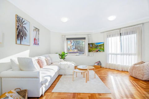 Perfect Manly Retreat, In The Heart Of Manly, Family & Couple Friendly Apartment With CAR SPOT - Accommodation Nelson Bay 0