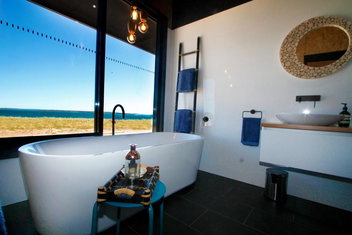Perlubie Sea with Accommodation Nelson Bay