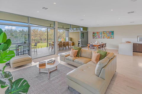 Perricoota Waters - Echuca Holiday Homes - Accommodation Nelson Bay 3