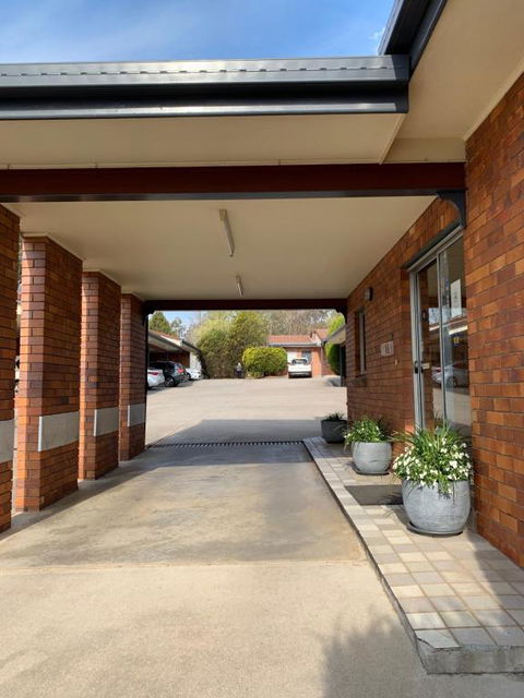Peter Allen Motor Inn - Accommodation Nelson Bay 1