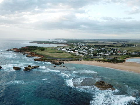 Peterborough House - Accommodation Nelson Bay 1