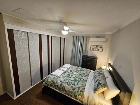 Phoenix House - Accommodation Nelson Bay 2