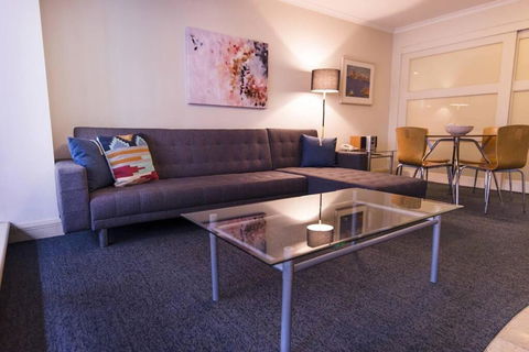 PI702 - Ideally Located Sydney CBD - Accommodation Nelson Bay 2