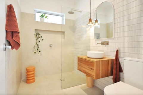 Pine At Arlos Glenelg South - Accommodation Nelson Bay 2