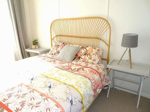 Pink Door By The Seashore - Nelsons Bay Accommodation 1