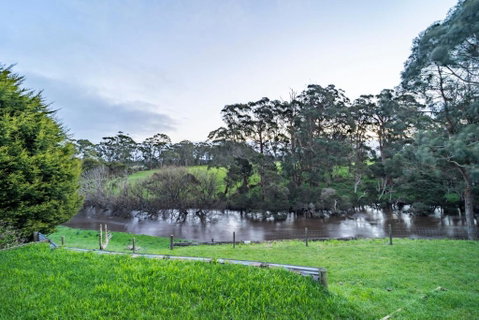 Platypus Waters B&B - Accommodation Nelson Bay 3