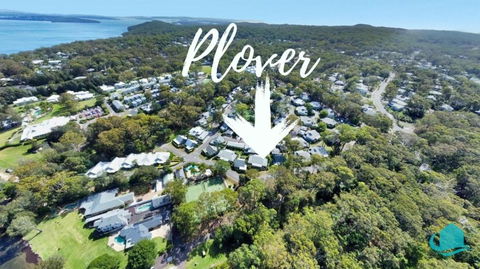 Plover Executive Deluxe Villa 25 - Accommodation Nelson Bay 2