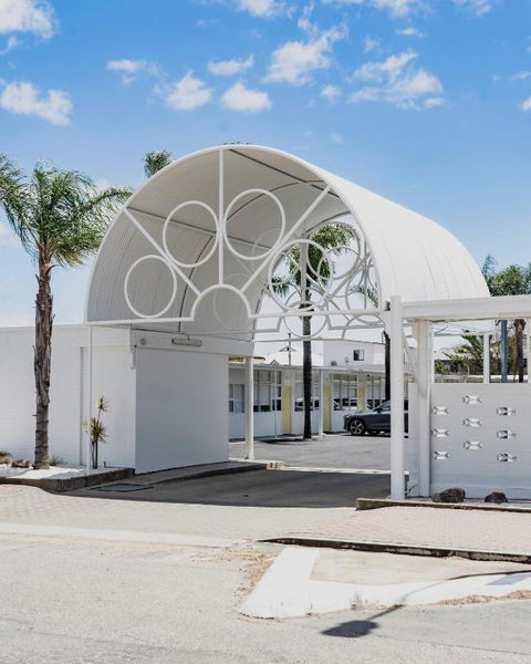 Port Broughton Hotel And Sunnyside Motel - Accommodation Nelson Bay 3