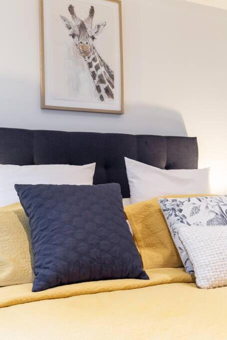 PORT MELBOURNE - A Stay At The Bay - Accommodation Nelson Bay 3