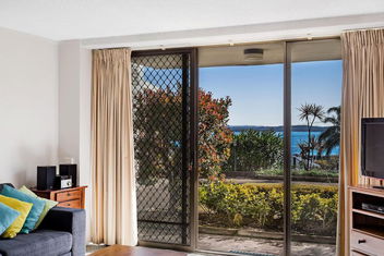 Portside Unit 8 1 Donald Street with Accommodation Nelson Bay