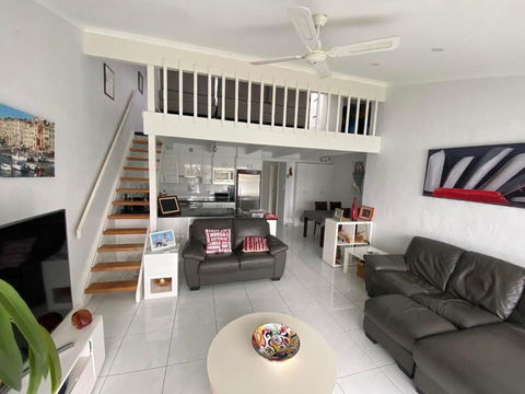 Port Lincoln Marina Waterfront Apartment - Accommodation Nelson Bay 0
