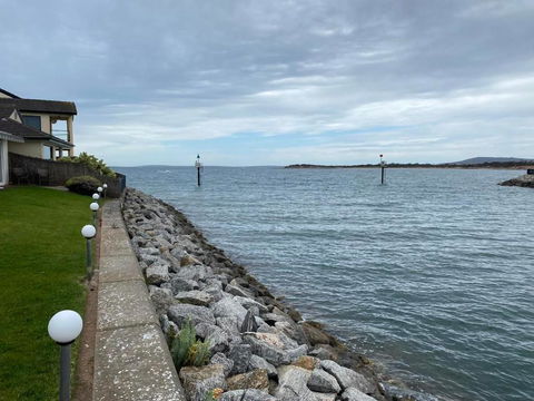 Port Lincoln Marina Waterfront Apartment - Accommodation Nelson Bay 1
