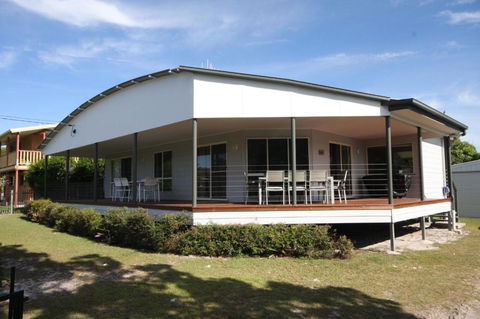 Rainbow Tides - Accommodation Nelson Bay 2