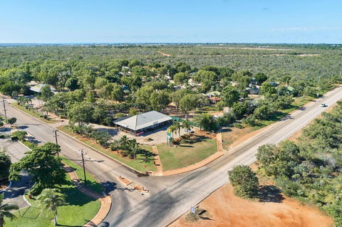 RAC Cable Beach Holiday Park - Accommodation Nelson Bay 3