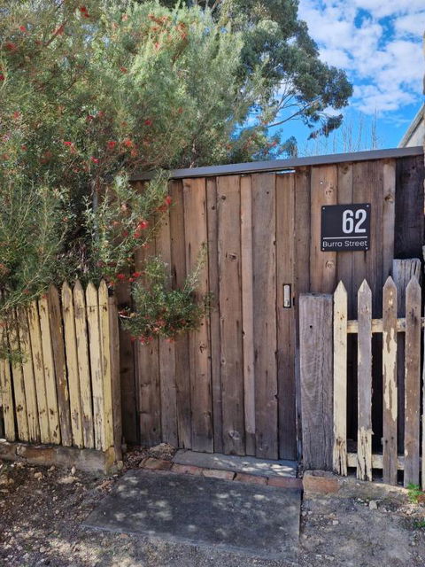 Private Guesthouse - Nelsons Bay Accommodation 1