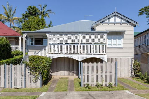 Quaint & Cosy 1 Bedroom Apartment In Queenslander. - Accommodation Nelson Bay 1
