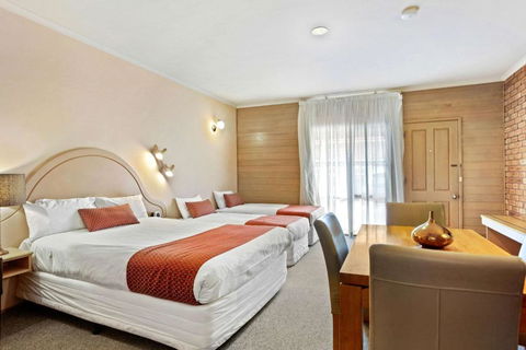 Quality Inn Colonial - Accommodation Nelson Bay 1