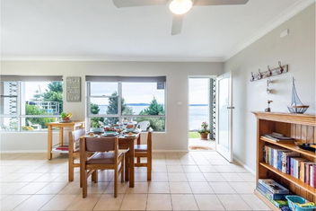Quarterdeck 1 12 Magnus St Fantastic Unit With Spectacular Views with Accommodation Nelson Bay