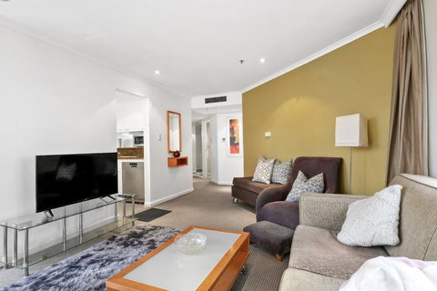 Quay West 2302 Self-Catering - Accommodation Nelson Bay 3