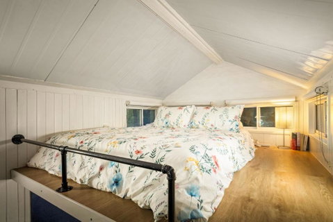 Quiet Lake House In Winery By Tiny Away - Nelsons Bay Accommodation 2