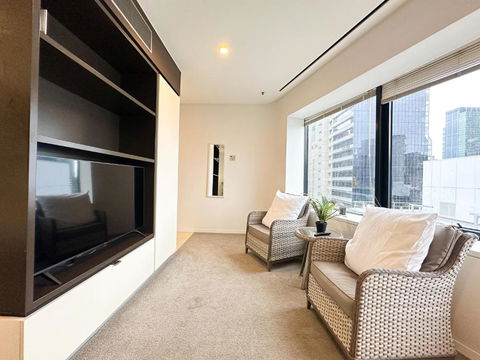 QV Central Oasis Contemporary City Getaway - Accommodation Nelson Bay 3