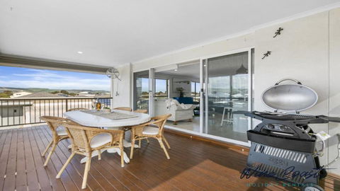 R & R Aldinga Beach By Wine Coast Holidays - Accommodation Nelson Bay 3