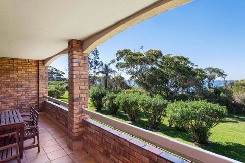 Radburn Ondine Close 3 17 - Accommodation Nelson Bay 1