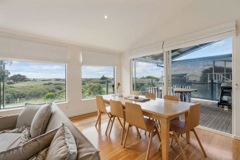 Range View House 23 Bristow Smith Ave Goolwa South-No Linen Included - Accommodation Nelson Bay 3