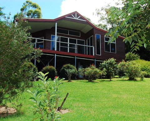 Ravensbourne Escape- Kookaburra Kottage - Accommodation Nelson Bay 2
