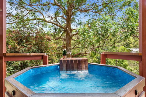 Ravensbourne Escape-Tree Tops - Accommodation Nelson Bay 0