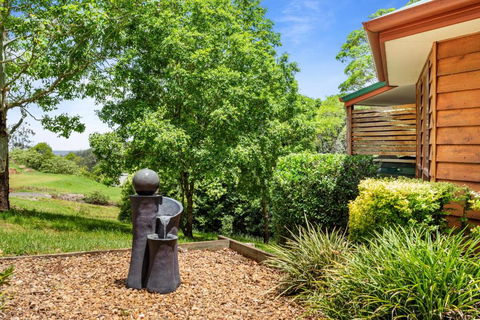 Ravensbourne Escape-Tree Tops - Accommodation Nelson Bay 3