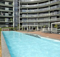 Astra Apartments Canberra - Manhattan - Accommodation Nelson Bay