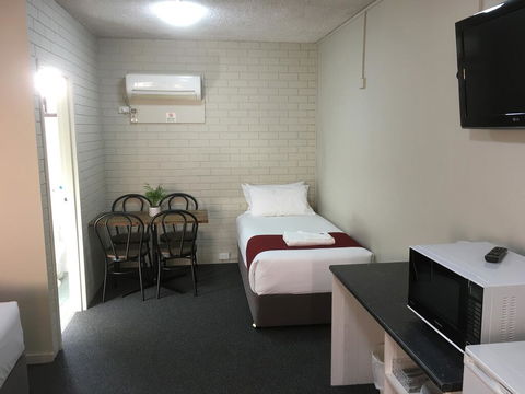 Atlas Motel - Accommodation Nelson Bay 3