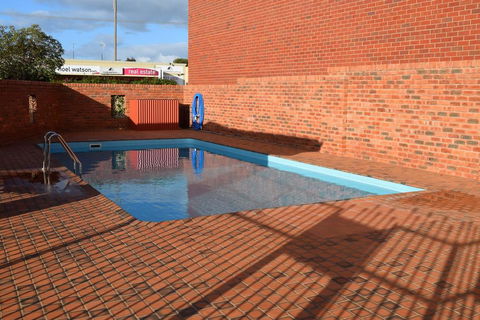Australian Settlers Motor Inn - Accommodation Nelson Bay 2