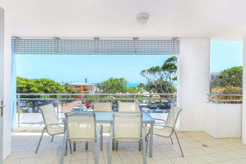 Azura Ocean View Holiday Apartment - Accommodation Nelson Bay 2