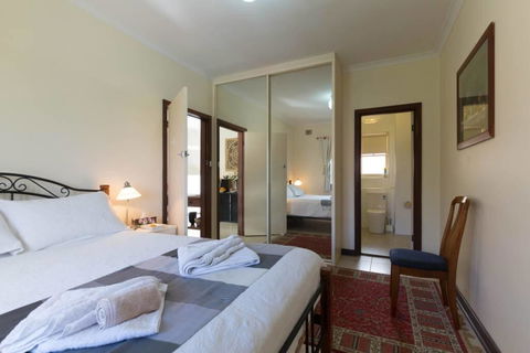 B9 Close To UWA, Swan River, Cafes And The New Children's Hospital - Nelsons Bay Accommodation 0