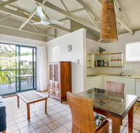 Baden 11 - Rainbow Shores Couples Beachside Escape Aircon Pools - Accommodation Nelson Bay
