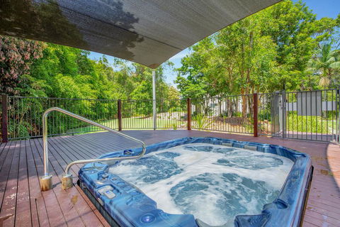 Baden 35 - Rainbow Shores, Walk To Beach, Pools, Tennis Court - Accommodation Nelson Bay 3